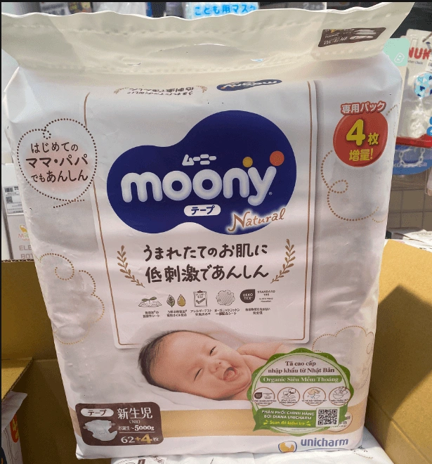 Bỉm Moony Nhật trắng Natura Dán NB62+4 (<5kg)